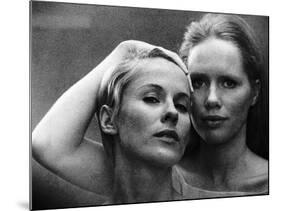 Persona, Bibi Andersson, Liv Ullmann, 1966-null-Mounted Photo