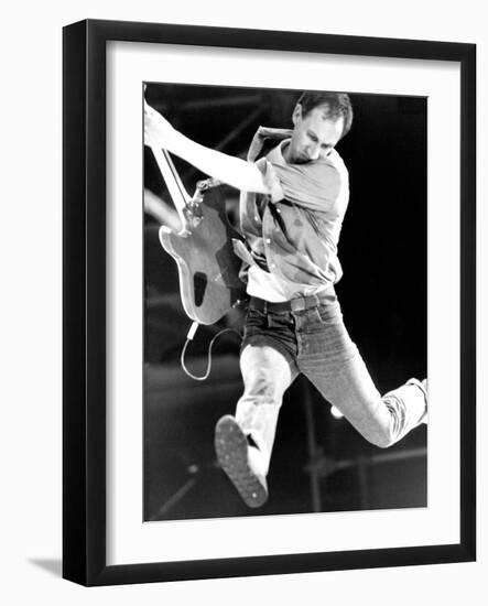 Pete Townshend of the Who-Associated Newspapers-Framed Photo