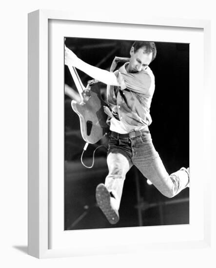 Pete Townshend of the Who-Associated Newspapers-Framed Photo