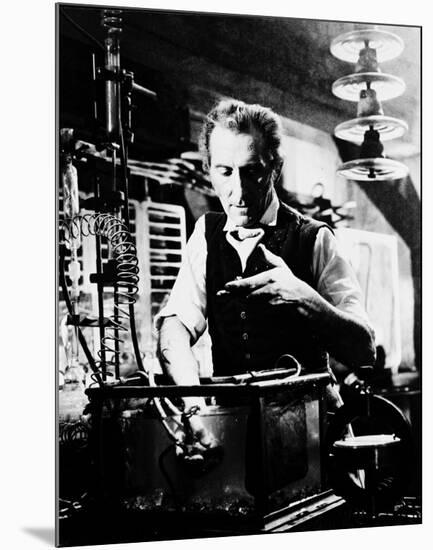 Peter Cushing-null-Mounted Photo