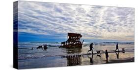 Peter Iredale Shipwreck, Fort Stevens, Oregon, USA-null-Stretched Canvas