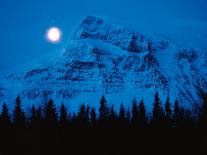 Snowy Mountain-Peter Lilja-Photographic Print