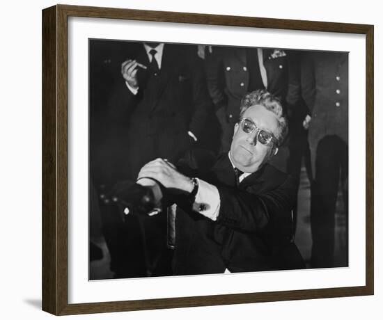 Peter Sellers, Dr. Strangelove or: How I Learned to Stop Worrying and Love the Bomb (1964)-null-Framed Photo