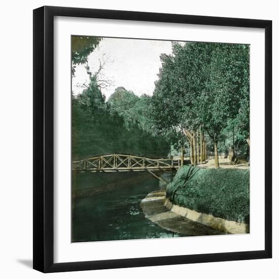 Petropolis (Brazil), around 1900-Leon, Levy et Fils-Framed Premium Photographic Print