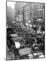 Petticoat Lane Market Christmas Shopping 1960-George Greenwell-Mounted Photographic Print