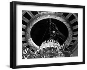 Phantom Of The Opera, Claude Rains, 1943, Chandelier-null-Framed Photo