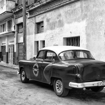 Classic Vintage Cars At Taxi Stand Transporation Wall Decor Art Print 16x20