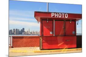 Photo Bungalow. San Francisco, California, Usa-logoboom-Mounted Art Print