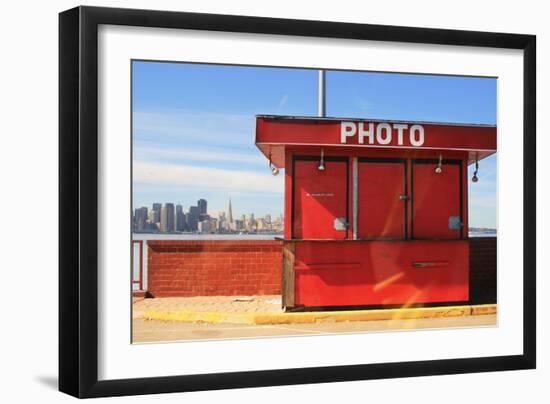 Photo Bungalow. San Francisco, California, Usa-logoboom-Framed Art Print