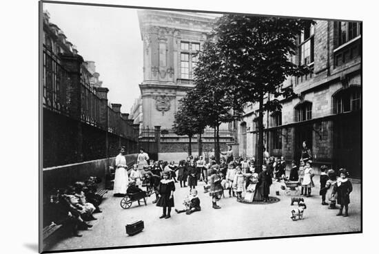 Photograph of Children at School During the Paris Commune, 1871-null-Mounted Giclee Print