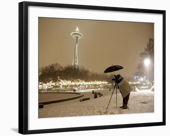 Photographer Anthony Evora Uses an Umbrella to Keep Falling Snow Off of His Camera, in Seattle-null-Framed Photographic Print