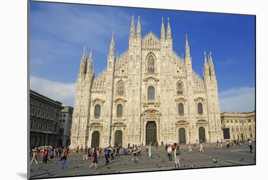 Piazza Del Duomo, Milan, Lombardy, Italy, Europe-Chris Hepburn-Mounted Photographic Print