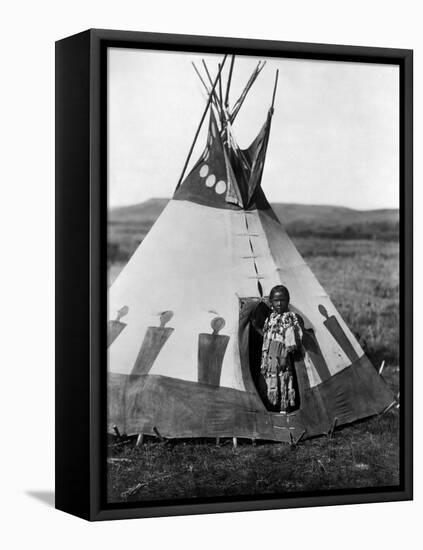 Piegan Girl, 1910-Edward S. Curtis-Framed Stretched Canvas