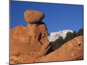 Pikes Peak, Garden of The Gods National Landmark, Colorado Springs, Colorado, USA-Rolf Nussbaumer-Mounted Photographic Print