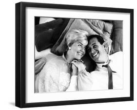 Pillow Talk, Doris Day, Rock Hudson, 1959-null-Framed Photo