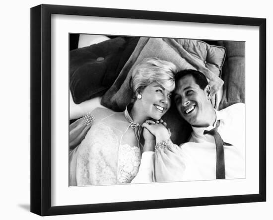 Pillow Talk, Doris Day, Rock Hudson, 1959-null-Framed Photo