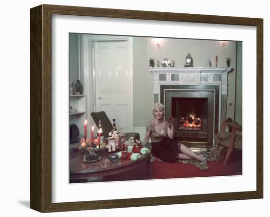 Pin-Up Girl, Xmas Party-Charles Woof-Framed Photographic Print