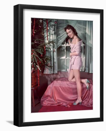 Pin-Up in Bathrobe 5, 5-Charles Woof-Framed Photographic Print