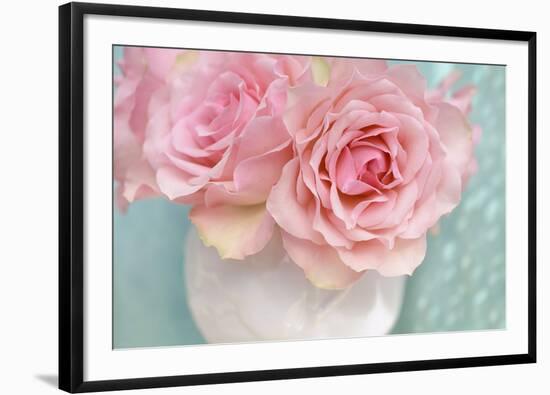 Pink Rose Bouquet-Cora Niele-Framed Photographic Print