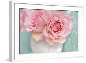 Pink Rose Bouquet-Cora Niele-Framed Photographic Print