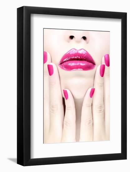 Pink-MO SES-Framed Photographic Print