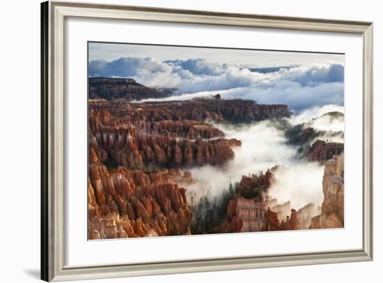 Pinnacles and Hoodoos with Fog Extending into Clouds of a Partial Temperature Inversion-Eleanor-Framed Photographic Print