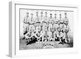 Pittsburgh, PA, Pittsburgh Pirates, Team Photograph, Baseball Card-Lantern Press-Framed Art Print