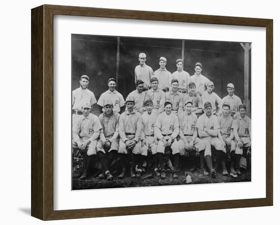 Pittsburgh Pirates Team, Baseball Photo No.1 - Pittsburgh, PA-Lantern Press-Framed Art Print