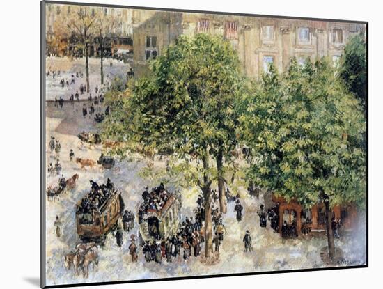 Place Du Theatre-Francais, Spring, 1898-Camille Pissarro-Mounted Giclee Print
