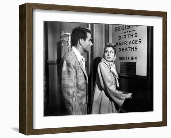 Place In The Sun, Montgomery Clift, Shelley Winters, 1951, License Bureau-null-Framed Photo