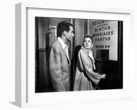 Place In The Sun, Montgomery Clift, Shelley Winters, 1951, License Bureau-null-Framed Photo