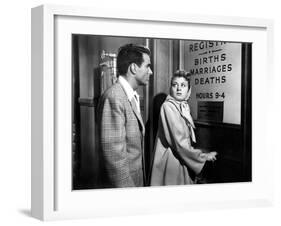 Place In The Sun, Montgomery Clift, Shelley Winters, 1951, License Bureau-null-Framed Photo