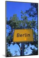 Place name sign Berlin-null-Mounted Art Print