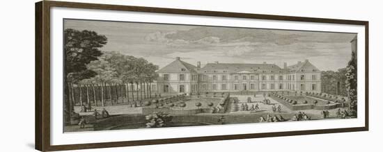 Planche 20 : vue du palais du Temple à Paris prise du côté des jardins vers 1750 (appartient au-Jacques Rigaud-Framed Premium Giclee Print