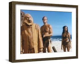 PLANET OF THE APES, 1968 directed by FRANKLYN J. SCHAFFNER Maurice Evans, Charlton Heston and Linda-null-Framed Photo