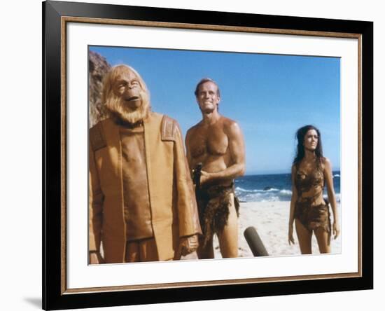 PLANET OF THE APES, 1968 directed by FRANKLYN J. SCHAFFNER Maurice Evans, Charlton Heston and Linda-null-Framed Photo