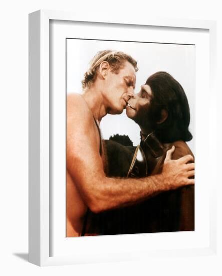 Planet Of The Apes, Charlton Heston, Kim Hunter, 1968-null-Framed Photo