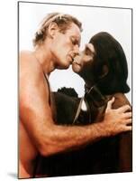 Planet Of The Apes, Charlton Heston, Kim Hunter, 1968-null-Mounted Photo