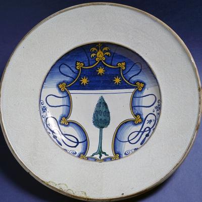'Plate with Coat of Arms, Ceramic, Deruta Manufacture, Umbria, Italy