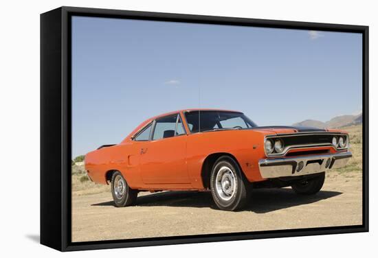 Plymouth Hemi Roadrunner 1970-Simon Clay-Framed Stretched Canvas