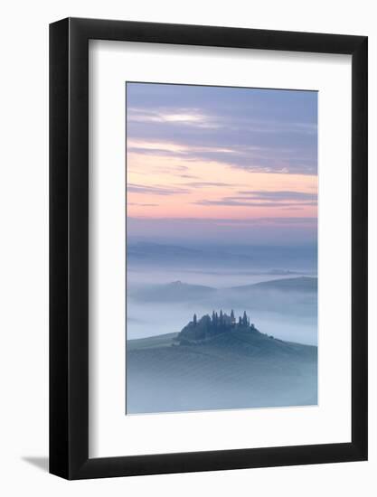 Podere Belvedere and mist at sunrise, San Quirico d'Orcia, Val d'Orcia, Tuscany, Italy-Ed Hasler-Framed Photographic Print