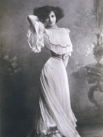 Polaire French Music Hall Entertainer in an Elegant White Dress'  Photographic Print - Paul Boyer | AllPosters.com