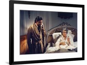POLICE PYTHON, 1976 directed by ALAIN CORNEAU Francois Perier and Simone Signoret (photo)-null-Framed Photo