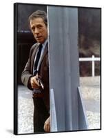 POLICE PYTHON, 1976 directed by ALAIN CORNEAU Yves Montand (photo)-null-Framed Photo