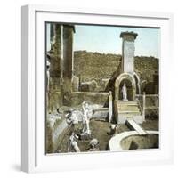 Pompeii (Italy), the House of Marcus Lucrecius, Circa 1890-1895-Leon, Levy et Fils-Framed Photographic Print