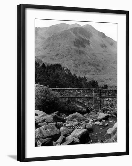 Pont Ben-Y-Benglog-null-Framed Photographic Print