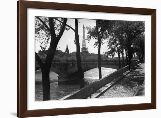 Pont des Invalides, Paris c1950s-Jules Dortes-Framed Giclee Print