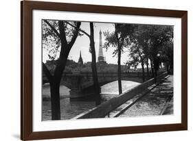 Pont des Invalides, Paris c1950s-Jules Dortes-Framed Giclee Print
