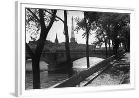 Pont des Invalides, Paris c1950s-Jules Dortes-Framed Giclee Print