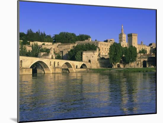Pont St. Benezet Bridge Over the Rhone River, Avignon, Vaucluse, Provence, France-Gavin Hellier-Mounted Photographic Print